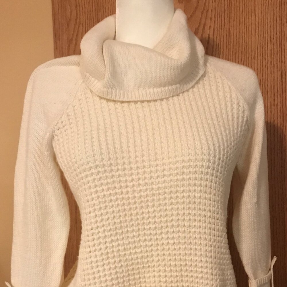 Leo & Nicole Petite Small Sweater NWT